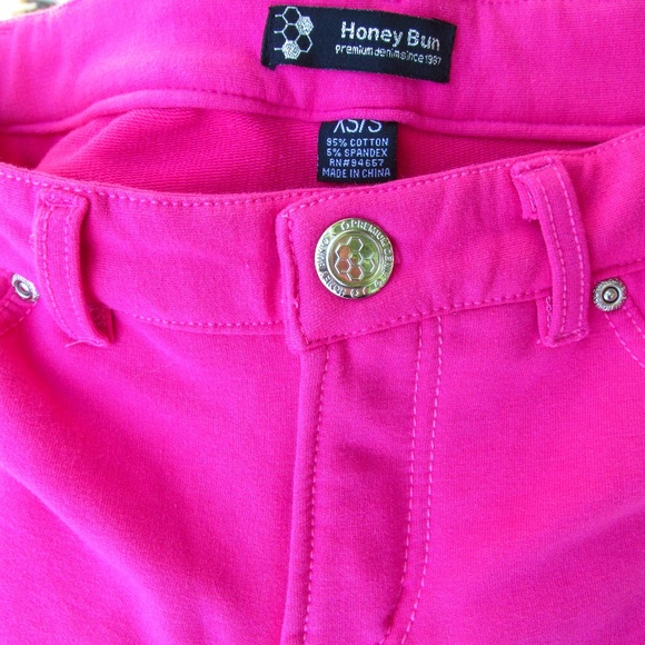 💎Fuchsia Stretch Skinny Pants💎 3 for $30 - Picture 2 of 3